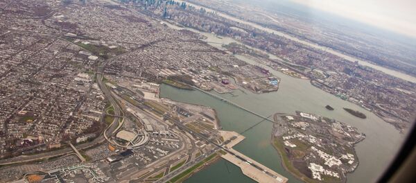 Airplane view of LaGuardia Airport. - Sputnik International