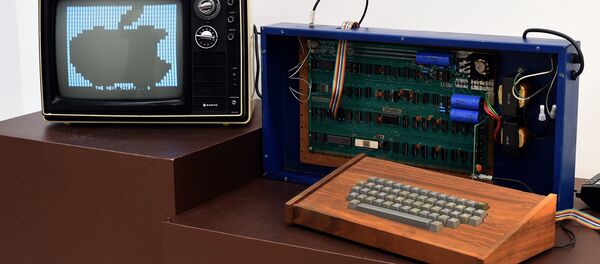 A press preview at Christie’s on December 5, 2014 displays ‘The Ricketts’ Apple-1 Personal Computer, as part of the auction house’s inaugural Exceptional Sale in New York A press preview at Christie’s on December 5, 2014 displays ‘The Ricketts’ Apple-1 Personal Computer, as part of the auction house’s inaugural Exceptional Sale in New York - Sputnik International