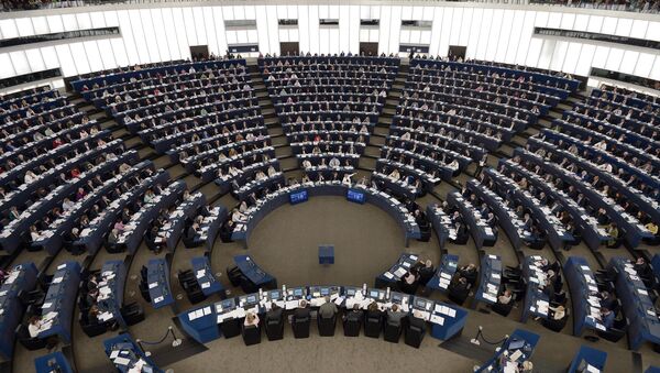Members of the European Parliament take part in a voting session at the European Parliament - Sputnik International