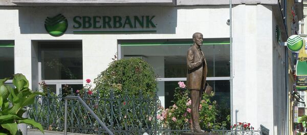 Monument to the first president of Czechoslovakia Tomas Masaryk outside a branch of Russia's Sberbank in Karlovy Vary Monument to the first president of Czechoslovakia Tomas Masaryk outside a branch of Russia's Sberbank in Karlovy Vary - Sputnik International