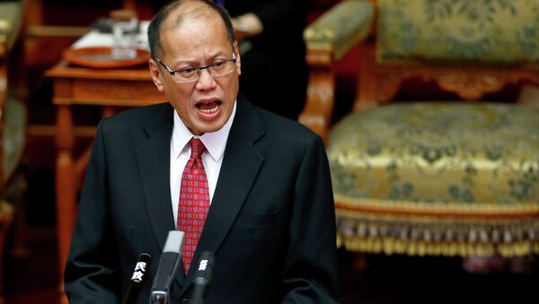 Philippine President Benigno Aquino III addresses the upper house of parliament in Tokyo. - Sputnik International