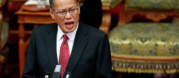 Philippine President Benigno Aquino III addresses the upper house of parliament in Tokyo. - Sputnik International