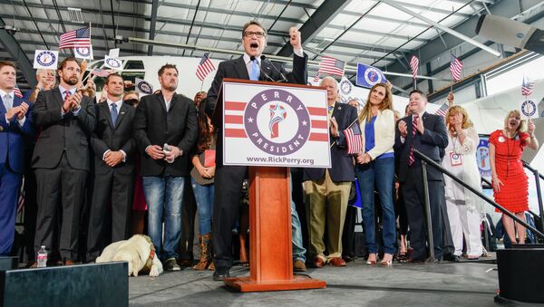 Former Texas Gov. Rick Perry announces the launch of his presidential campaign for the 2016 elections, Thursday, June 4, 2015, in Addison, Texas - Sputnik International