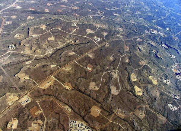 According to the EPA's estimate, 25,000-30,000 new wells were drilled and hydraulically fractured annually in the United States between 2011 and 2014 and, since 1993, fracking has been going on in 25 states. - Sputnik International