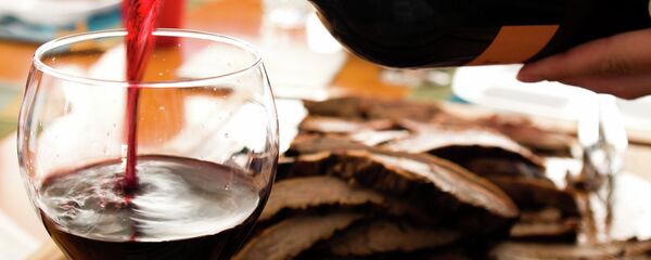 Canada has filed a request with the World Trade Organization for $3 billion in tariffs a year to be imposed upon imports from the United States, including meat, wine and produce. Canada has filed a request with the World Trade Organization for $3 billion in tariffs a year to be imposed upon imports from the United States, including meat, wine and produce. - Sputnik International