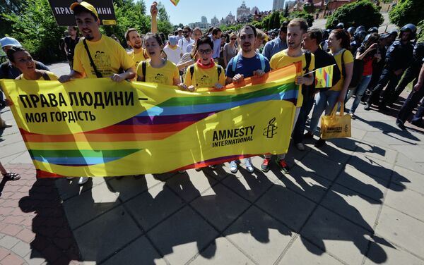 Gay activists hold the first Gay Pride march in Kiev - Sputnik International