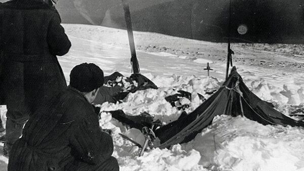 A view of the tent of the Dyatlov group as the rescuers found it on February 26, 1959 - Sputnik International