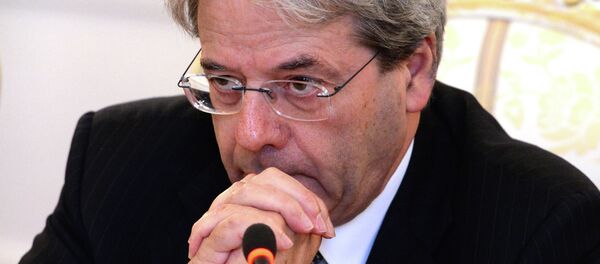 Italian Foreign Minister Paolo Gentiloni speaks during a meeting with his Russian counterpart Sergei Lavrov (Unseen) in Moscow on June 1, 2015 Italian Foreign Minister Paolo Gentiloni speaks during a meeting with his Russian counterpart Sergei Lavrov (Unseen) in Moscow on June 1, 2015 - Sputnik International