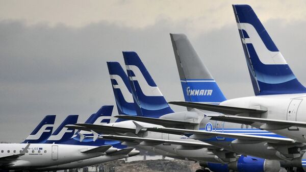 Finnair planes are grounded at Helsinki airport on November 16, 2009 - Sputnik International