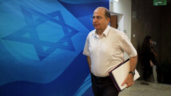 Israeli Defense Minister Moshe Ya'alon arrives for the weekly cabinet meeting at Prime Minister's Jerusalem office on October 26, 2014 - Sputnik International