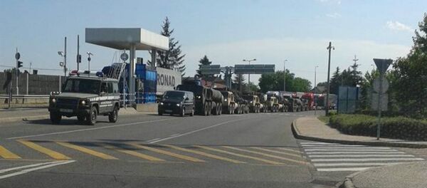 Mysterious military vehicles on the Hungarian-Ukrainian border. Mysterious military vehicles on the Hungarian-Ukrainian border. - Sputnik International