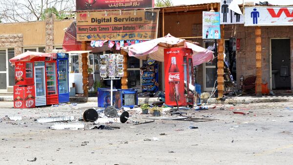 Debris is seen near shops damaged during a foiled suicide attack in Luxor, Egypt, June 10, 2015 - Sputnik International