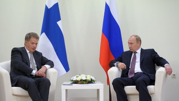 Russian President Vladimir Putin, right, pictured during a meeting with President of Finland Sauli Niinisto (file photo) - Sputnik International