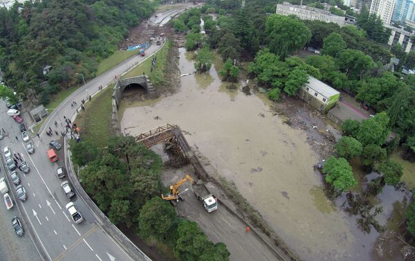 A general view taken on June 14, 2015 shows an area flooded by the overflowing of the Vere river due to heavy rainfall in the Georgian capital Tbilisi - Sputnik International