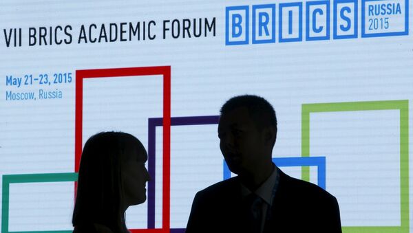 Participants speak during the 7th BRICS Academic Forum in Moscow, Russia, May 22, 2015 - Sputnik International