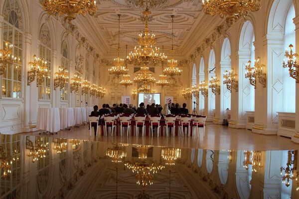 Pro-ROA figures were allowed to mark the anniversary of the Prague Manifesto in the same location where the original declaration was proclaimed by General Vlasov in November, 1944. Pro-ROA figures were allowed to mark the anniversary of the Prague Manifesto in the same location where the original declaration was proclaimed by General Vlasov in November, 1944. - Sputnik International