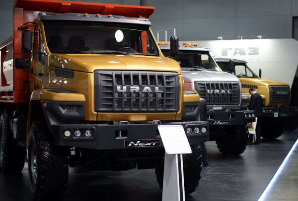 GAZ Group presents its new designs at at the 2015 Construction Equipment and Technologies Exhibition. - Sputnik International