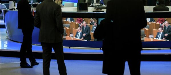 Opening: debate on tax avoidance with Jean Claude Juncker and Pierre Moscovici - Sputnik International