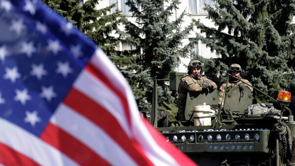 US flag flutters as a US army convoy arrives in Prague, Czech Republic - Sputnik International