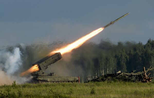 Army 2015: Russian Firepower at Military Disneyland - Sputnik International