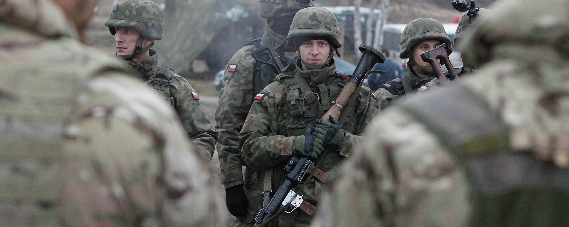 Polish troops take part in joint military exercise in Swietoszow, Poland, on Friday Nov. 21, 2014 - Sputnik International, 1920, 13.11.2021