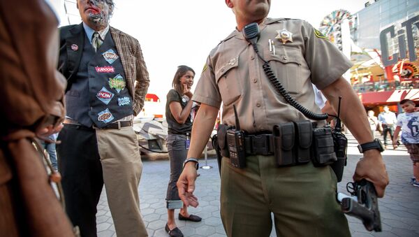 LA County Cops Attribute Spike in Accidental Shootings to Fancy New Gun - Sputnik International
