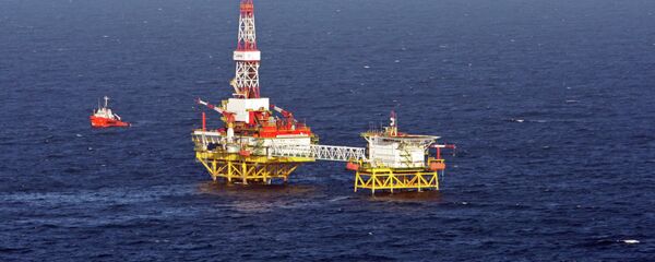 Fixed offshore ice-resistant platform of LUKoil Fixed offshore ice-resistant platform of LUKoil - Sputnik International