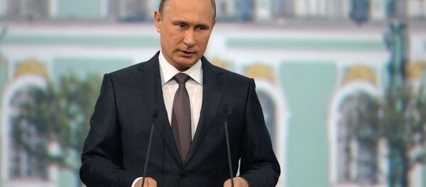 Vladimir Putin attends St. Petersburg International Economic Forum Vladimir Putin attends St. Petersburg International Economic Forum - Sputnik International