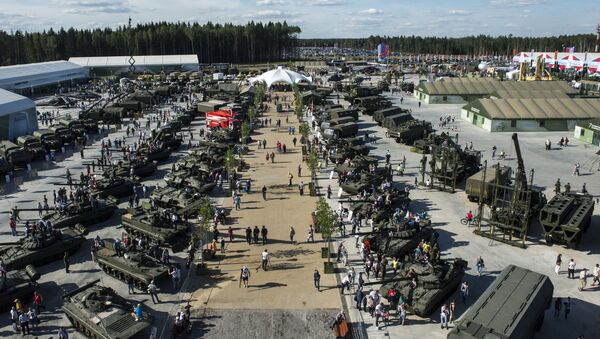 Military equipment on display at the ARMY-2015 international military technical forum held outside Moscow. - Sputnik International