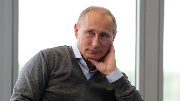 Vladimir Putin attends Seliger 2014 National Youth Forum - Sputnik International