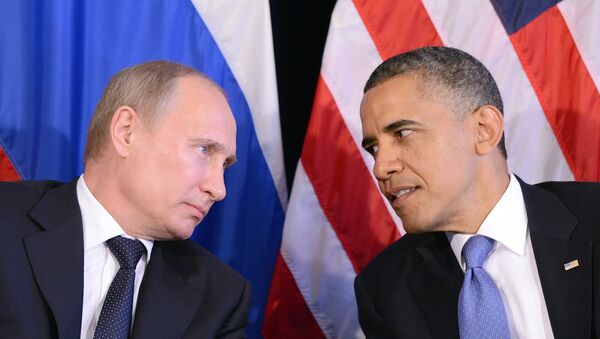 US President Barack Obama (R) listens to Russian President Vladimir Putin - Sputnik International
