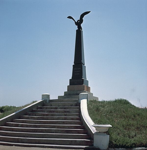 Monument Russian Glory in Bendery marking the 100th aniversary of Bessarabia becoming part of Russia Monument Russian Glory in Bendery marking the 100th aniversary of Bessarabia becoming part of Russia - Sputnik International