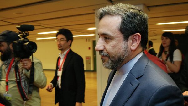 Iran's deputy Foreign Minister Abbas Araghchi arrives for a press briefing for Iranian journalists after the closed-door nuclear talks at the International Center in Vienna, Austria, Friday, May 16, 2014 - Sputnik International