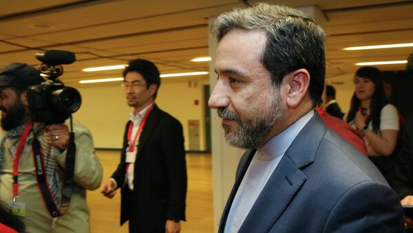 Iran's deputy Foreign Minister Abbas Araghchi arrives for a press briefing for Iranian journalists after the closed-door nuclear talks at the International Center in Vienna, Austria, Friday, May 16, 2014 - Sputnik International