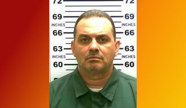 This May 20, 2015, file photo released by the New York State Police shows Richard Matt. Matt, one of two convicted killers who staged a brazen escape from an upstate maximum-security prison and had been hunted for three weeks was shot and killed Friday, June 26, 2015, but the other, David Sweat, is still on the run. This May 20, 2015, file photo released by the New York State Police shows Richard Matt. Matt, one of two convicted killers who staged a brazen escape from an upstate maximum-security prison and had been hunted for three weeks was shot and killed Friday, June 26, 2015, but the other, David Sweat, is still on the run. - Sputnik International