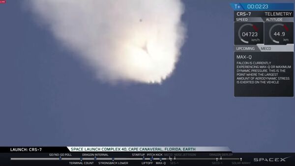 SpaceX - CRS-7 Launch explosion - Sputnik International