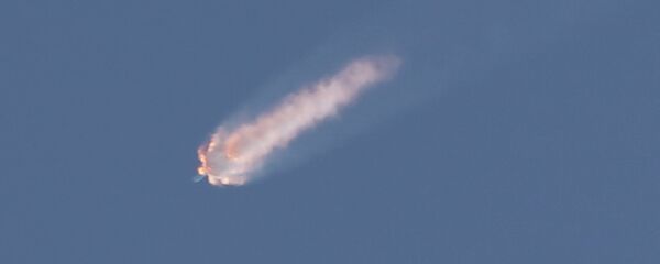 The SpaceX Falcon 9 rocket and Dragon spacecraft breaks apart shortly after liftoff at the Cape Canaveral Air Force Station in Cape Canaveral, Fla The SpaceX Falcon 9 rocket and Dragon spacecraft breaks apart shortly after liftoff at the Cape Canaveral Air Force Station in Cape Canaveral, Fla - Sputnik International