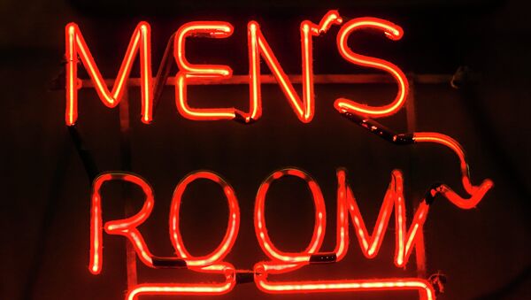 The sign to the men's room at New York's word famous Kat'z Deli - Sputnik International