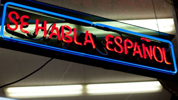 Speaking Spanish is disapproved in some American schools - Sputnik International