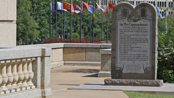 The Ten Commandments monument at the state Capitol in Oklahoma City - Sputnik International