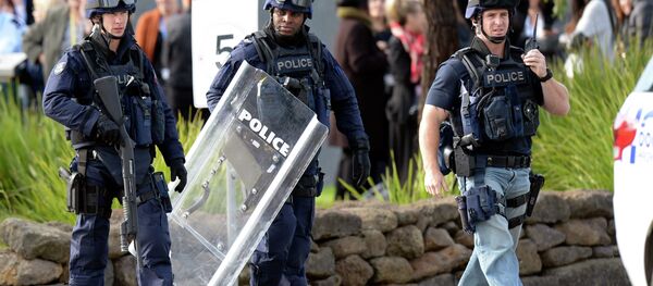In this Tuesday, June 30, 2015 photo, police walk outside Ravenhall Prison in Melbourne, Australia - Sputnik International