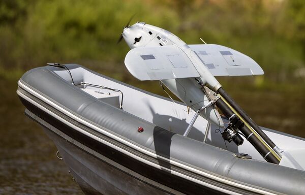 An airplane-type drone is launched from the BK-10 motor boat at the Army 2015 International Military-Technical Forum in Kubinka An airplane-type drone is launched from the BK-10 motor boat at the Army 2015 International Military-Technical Forum in Kubinka - Sputnik International