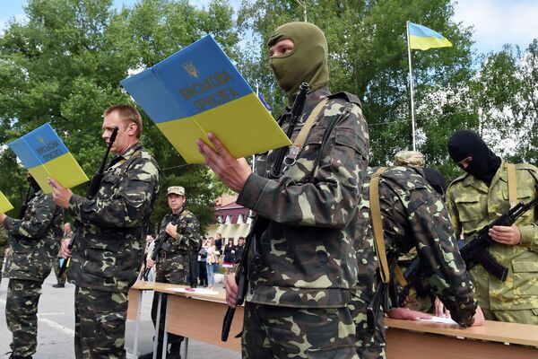 New volunteer recruits of the Ukrainian army - Sputnik International