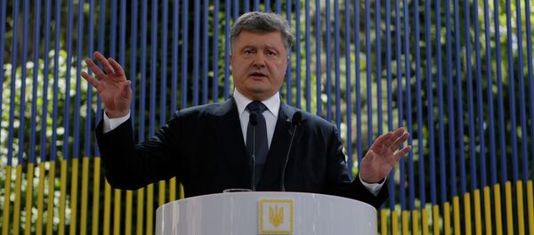 Ukraine's President Petro Poroshenko speaks during news conference in Kiev, Ukraine, Friday, June 5, 2015 - Sputnik International