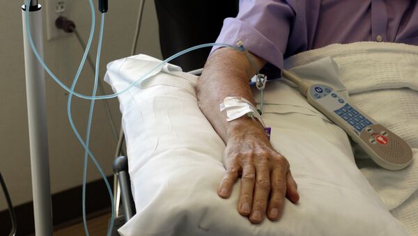 Chemotherapy is administered to a cancer patient. - Sputnik International