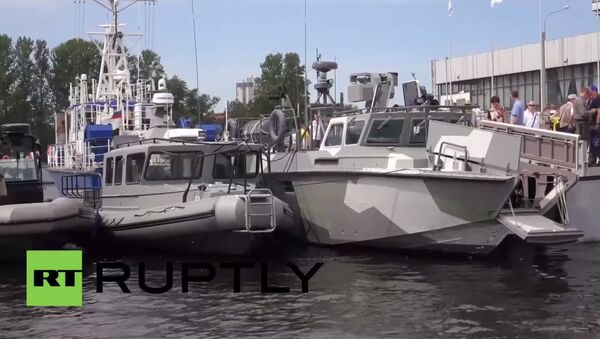 Russia: Kalashnikov shows off its new assault boats at IMDS 2015 - Sputnik International