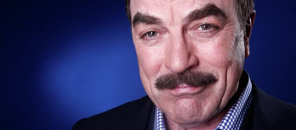 Hollywood Actor Tom Selleck Accused of Public Water Theft Hollywood Actor Tom Selleck Accused of Public Water Theft - Sputnik International