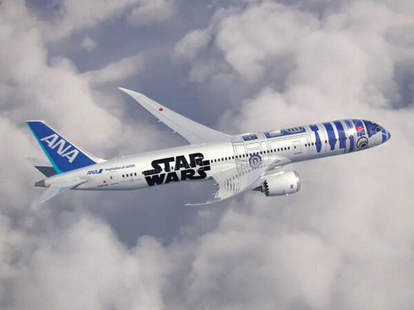 Star Wars-style R2-D2 dreamliner aircraft - Sputnik International