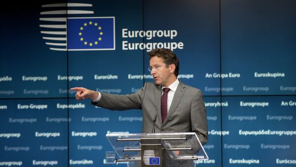 Dutch Finance Minister and chair of the eurogroup Jeroen Dijsselbloem speaks during a media conference after a meeting of eurogroup finance ministers in Brussels on Saturday, June 27, 2015 - Sputnik International