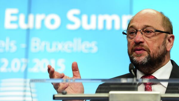European Parliament President Martin Schulz addresses a press conference during a summit of Eurozone heads of state in Brussel on July 12, 2015 - Sputnik International